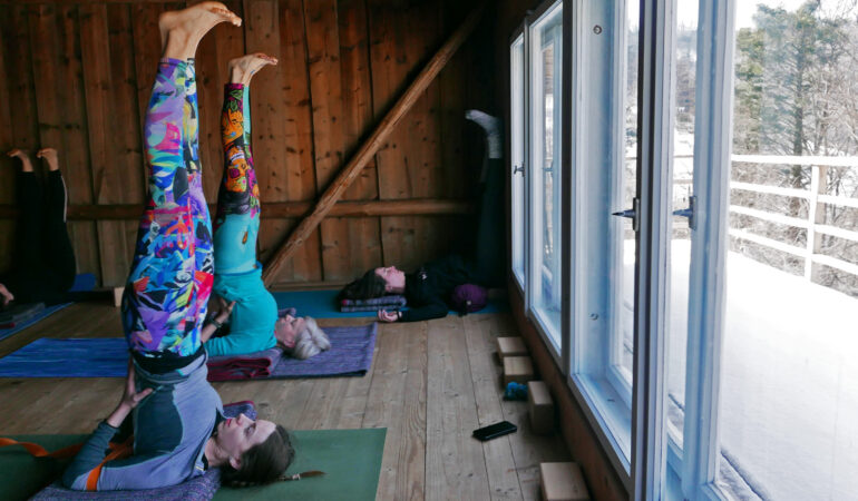 Weekend z jogą w Sopatowcu